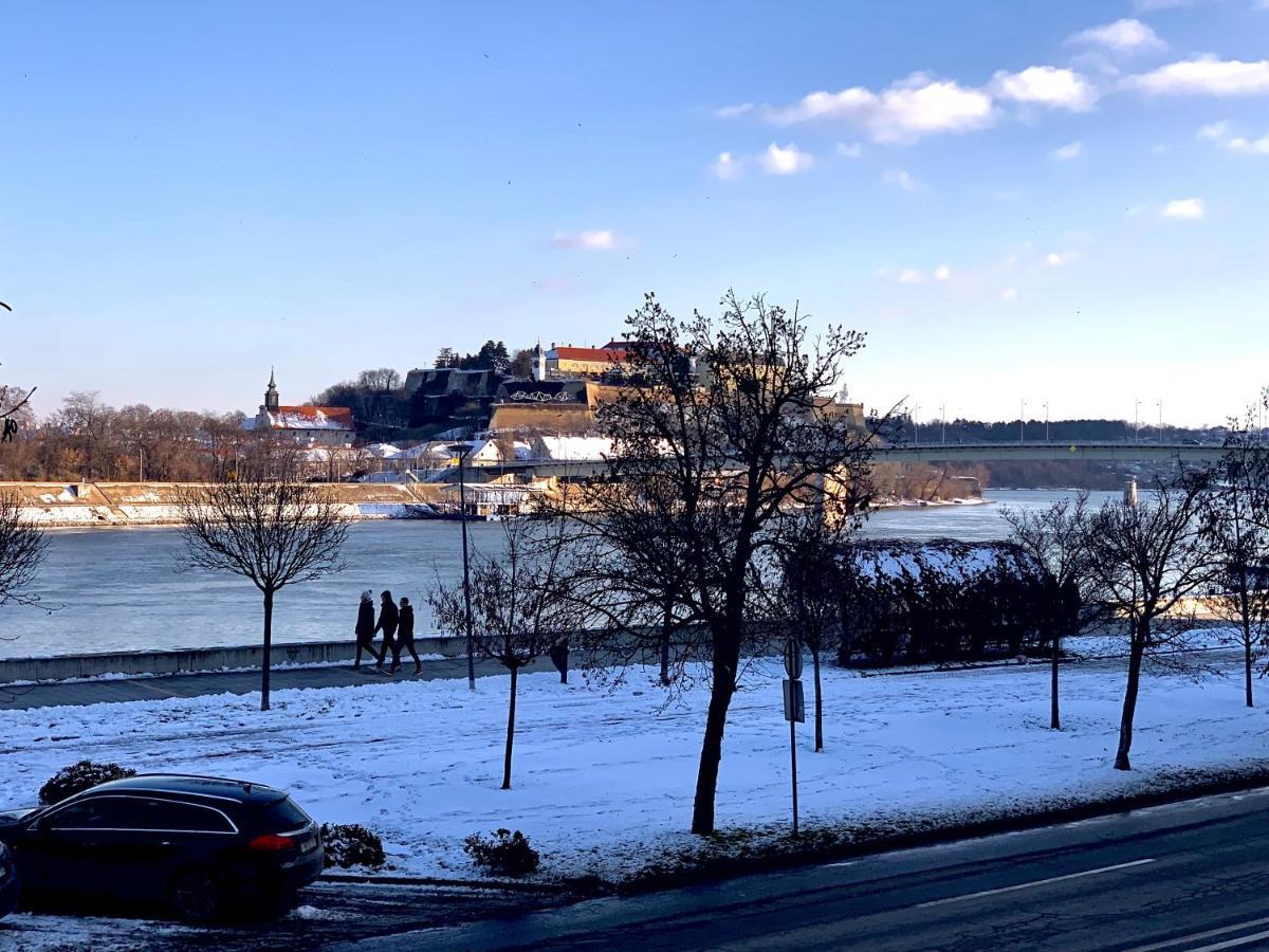 Apartman Danube Novi Sad Exterior photo